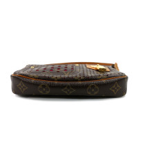 Louis Vuitton Pochette Perfo 2006 Monogram