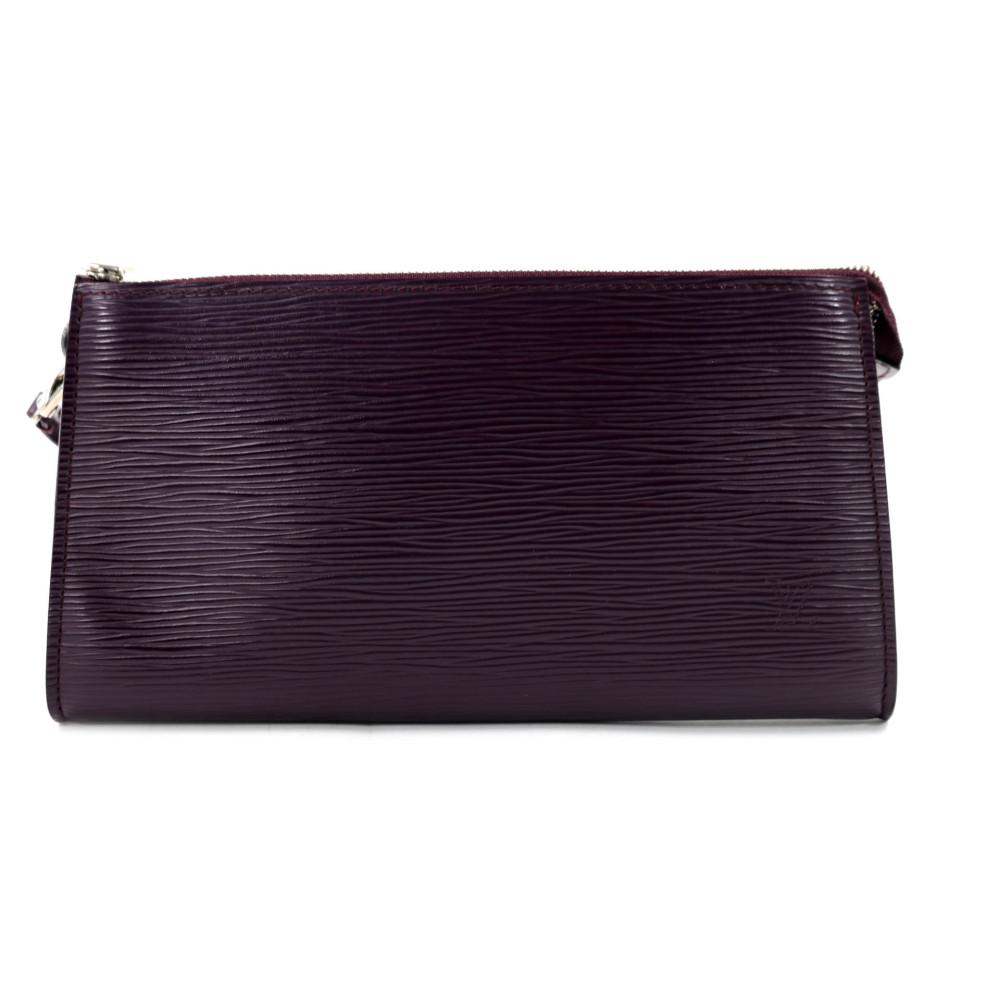 Louis Vuitton Pochette in Pelle Epi
