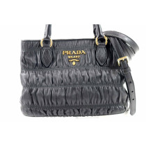 Prada Gauffre Pelle Nera