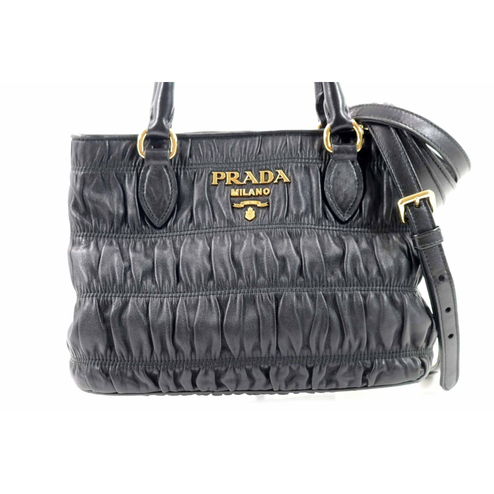 Prada Gauffre Pelle Nera