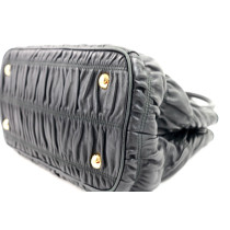 Prada Gauffre Pelle Nera