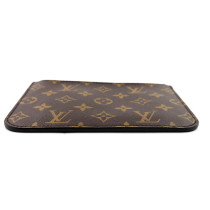 Louis Vuitton Pochette Monogram