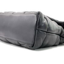 Saint Laurent Puffer Media Pelle Nera