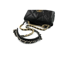 Chanel 19 Pelle Nera
