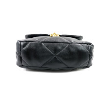 Chanel 19 Pelle Nera