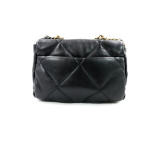Chanel 19 Pelle Nera