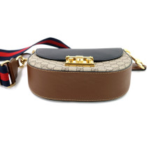 Gucci Padlock GG Supreme Beige