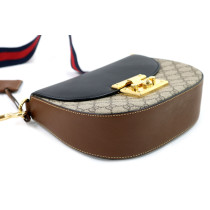 Gucci Padlock GG Supreme Beige