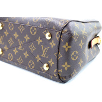 Louis Vuitton Montaigne BB Monogram