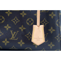 Louis Vuitton Montaigne BB Monogram