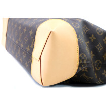 Louis Vuitton Berri MM Monogram