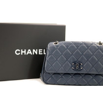Chanel Cruise 2016 Pelle Blu