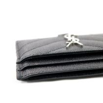 Saint Laurent Portacarte Cassandre Matelassè Pelle Nera