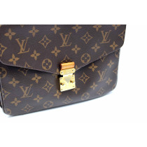 Louis Vuitton Metis Monogram