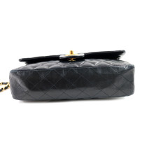Chanel 25 Pelle d'Agnello Nera