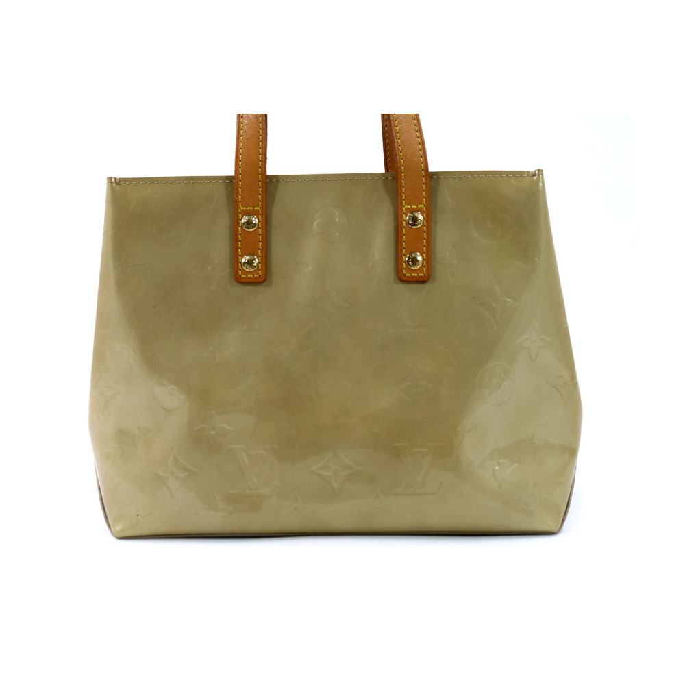 Louis Vuitton Reade Vernis Beige
