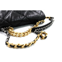 Chanel 19 Media Pelle Nera
