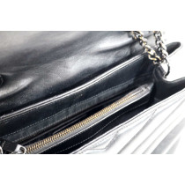 Saint Laurent Lou Lou Pelle Nera