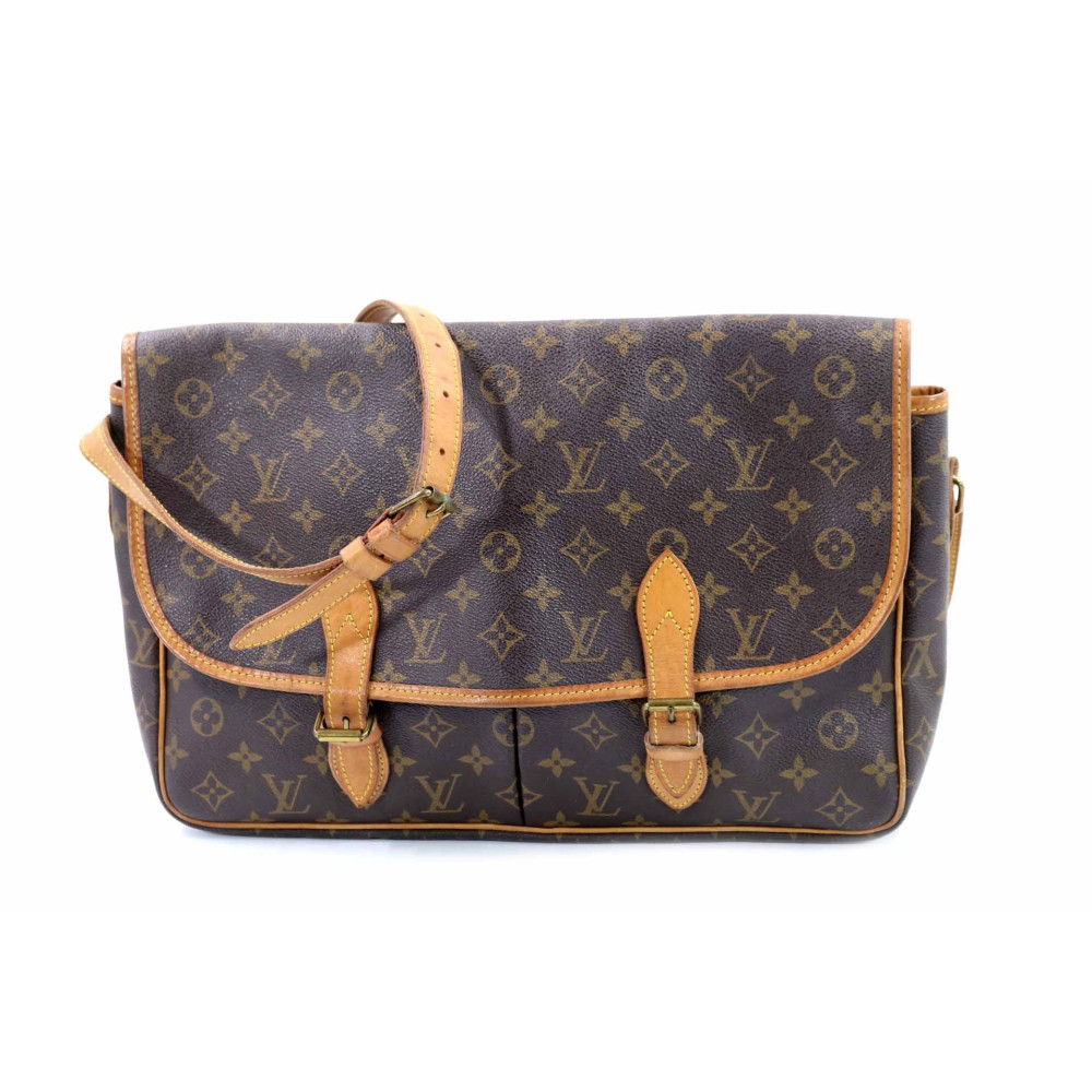 Louis Vuitton Gibeciere Monogram
