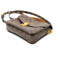 Louis Vuitton Metis Monogram