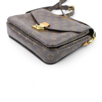 Louis Vuitton Metis Monogram