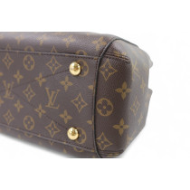 Louis Vuitton Montaigne MM Monogram