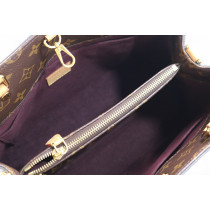 Louis Vuitton Montaigne MM Monogram