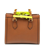 Gucci Diana Small cuoio