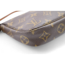 Louis Vuitton Pochette Accessoires Monogram