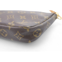 Louis Vuitton Pochette Accessoires Monogram