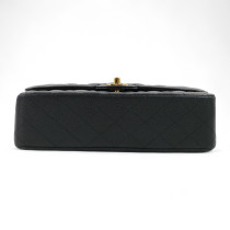Chanel 11.12 Pelle Caviar Nera