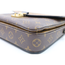 Louis Vuitton Metis Reverse Monogram