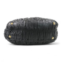 Prada Shopping Pelle Goffrata Nera