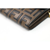 Fendi Continental Chain Pelle di Vitello Marrone