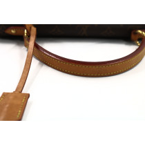 Louis Vuitton Cluny MM Monogram
