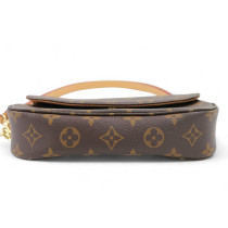 Louis Vuitton Pochette Ivy Monogram