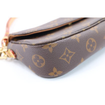 Louis Vuitton Pochette Ivy Monogram