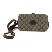 Gucci Messenger GG Supreme