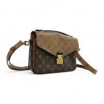 Louis Vuitton Metis Reverse Monogram