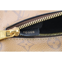 Louis Vuitton Metis Reverse Monogram