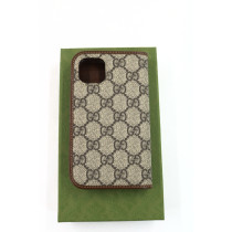 Gucci Cover Iphone 15 Tessuto GG Marrone