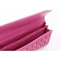 Miu Miu Pochette Pelle Fucsia
