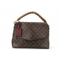 Louis Vuitton Beaubourg MM Monogram