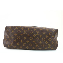 Louis Vuitton Beaubourg MM Monogram