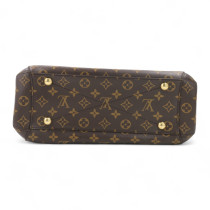 Louis Vuitton Montaigne MM Monogram