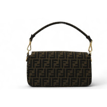 Fendi Baguette Multipochette Zucca Marrone