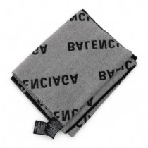 Balenciaga Sciarpa Lana Nera e Grigia