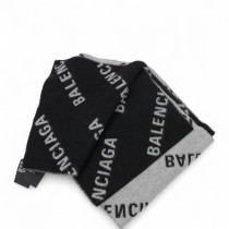Balenciaga Sciarpa Lana Nera e Grigia