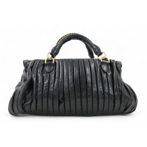 Miu Miu Shopping Pelle Nera