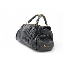 Miu Miu Shopping Pelle Nera